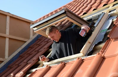 Pose de fenêtres de toit Velux à Maltot